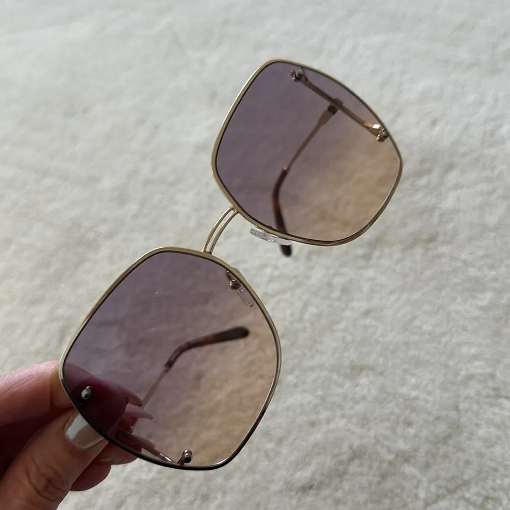 Ferragamo Gancio 62mm Gradient Square Sunglasses in Rose Gold/Violet - Image 9