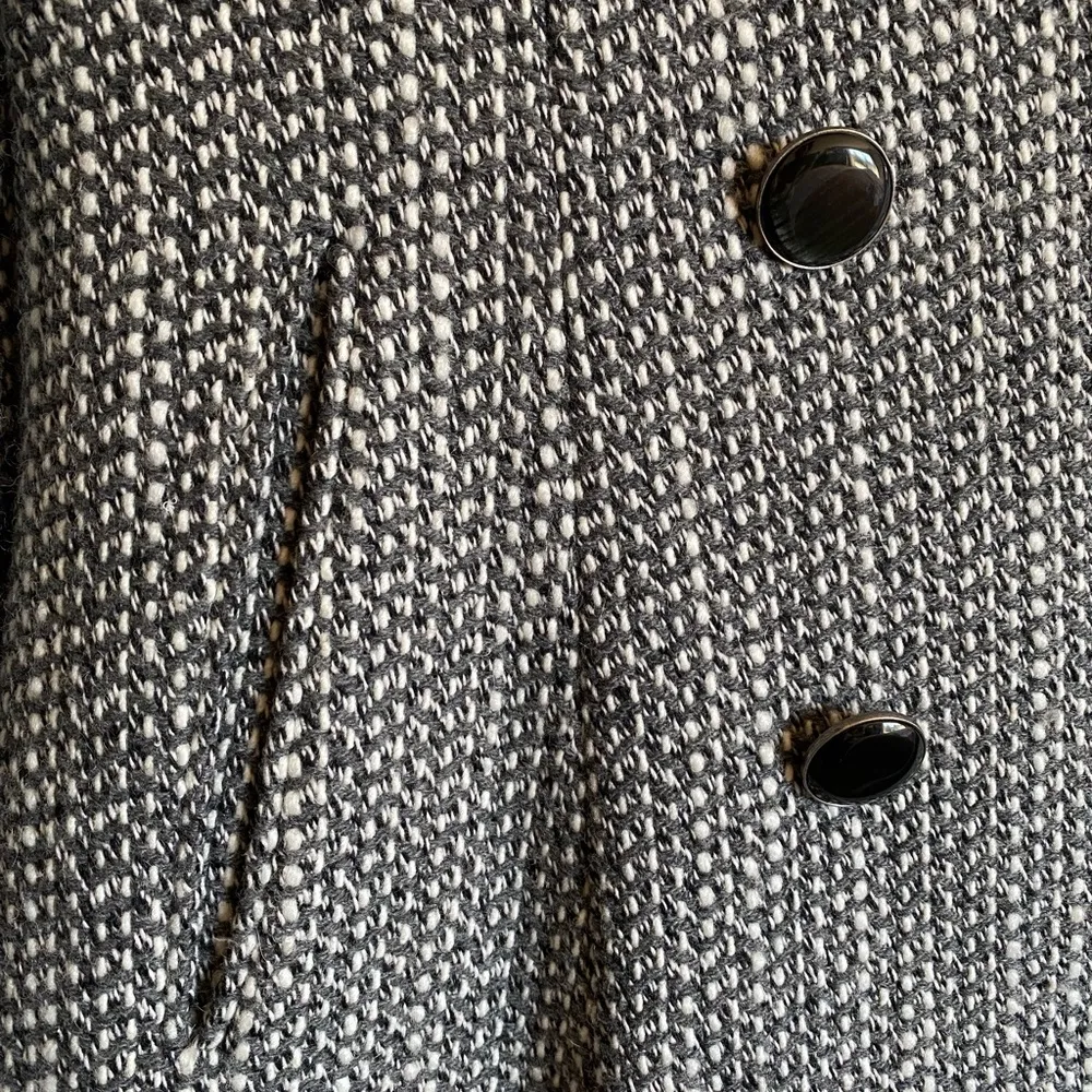 DKNY  Women Coat size 10 - Image 8