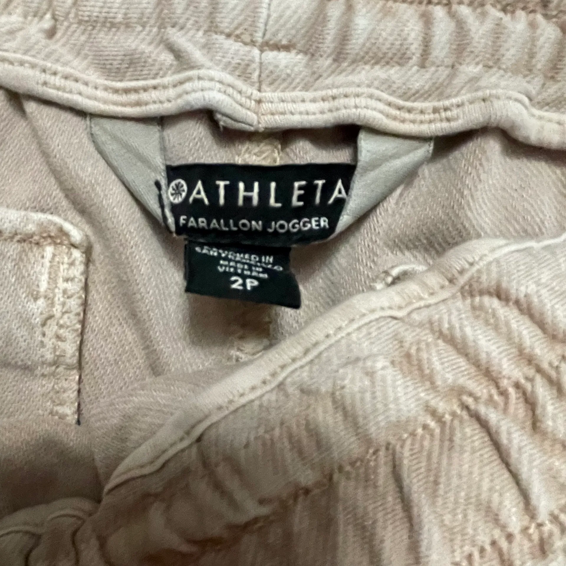 Farallon Jogger Pants Mocha Latte Color With Front & Back Pockets Sz 2P - Image 5