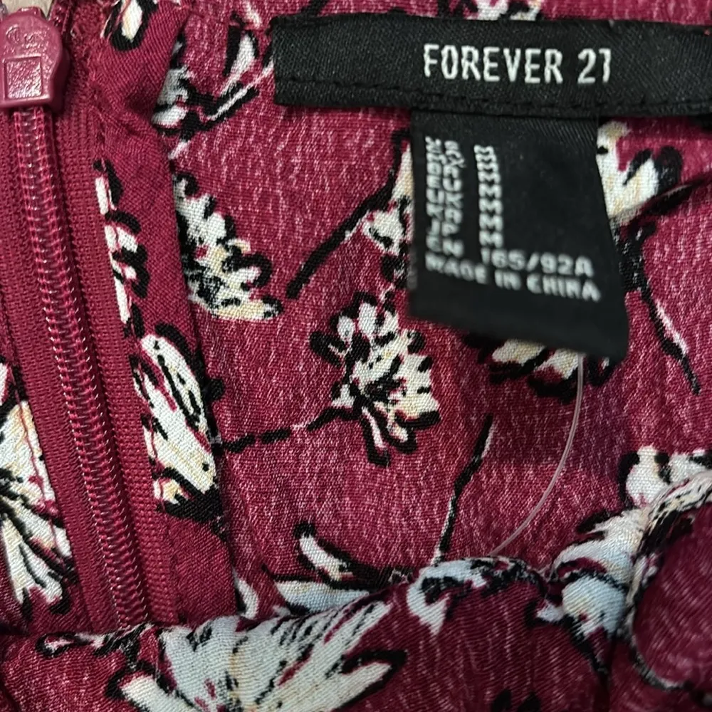 Floral print Forever21 dress in size M - Image 3