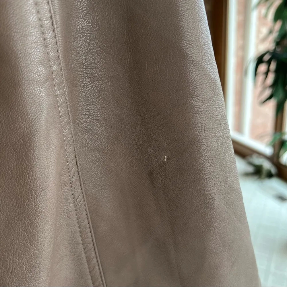 HYFVE Skirt Faux Leather Scalloped Hem Mini Preppy Trendy Work Party Vegan S - Image 9