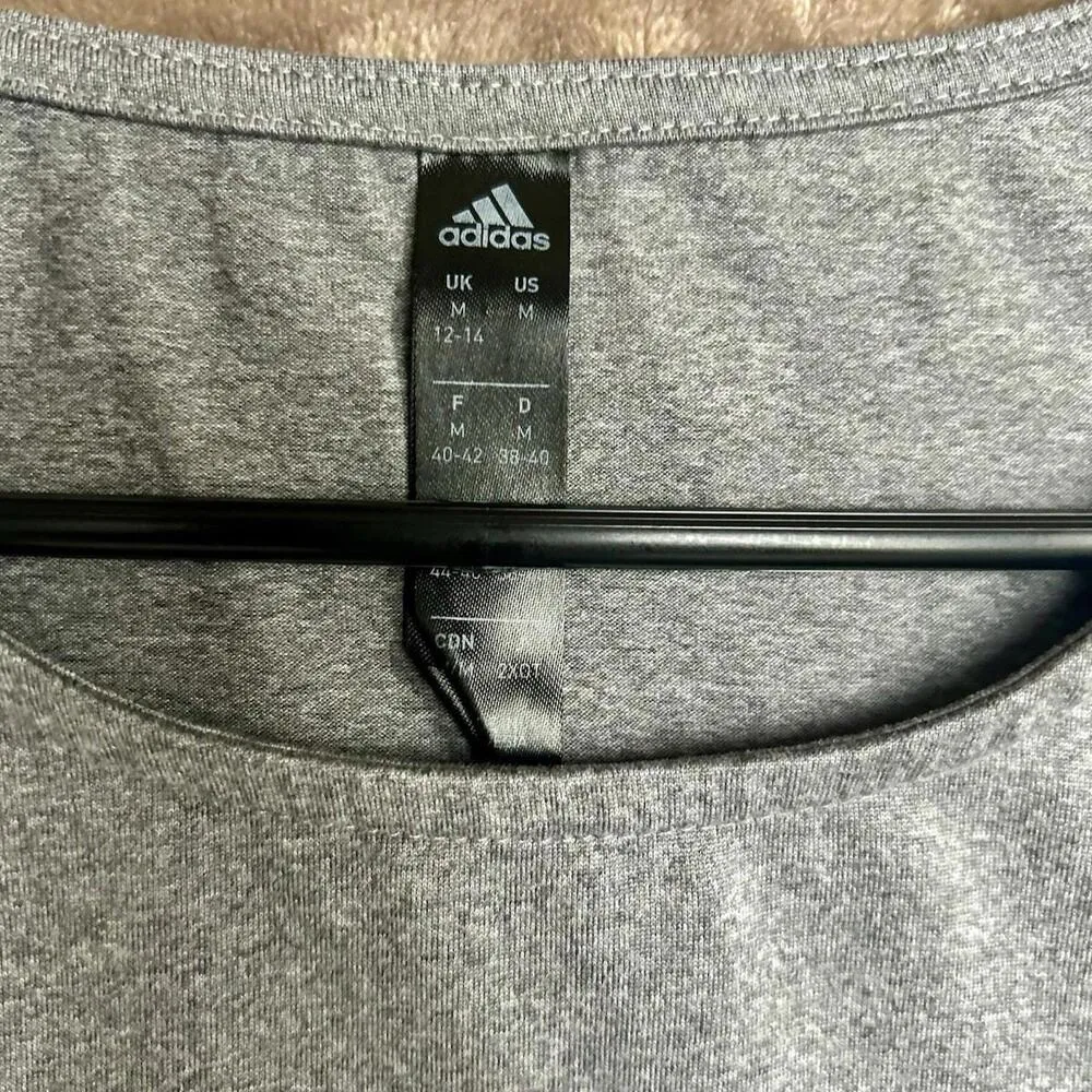 Adidas Gray Athletic Tank in Size Medium Women’s, Black and White Straps - Image 4