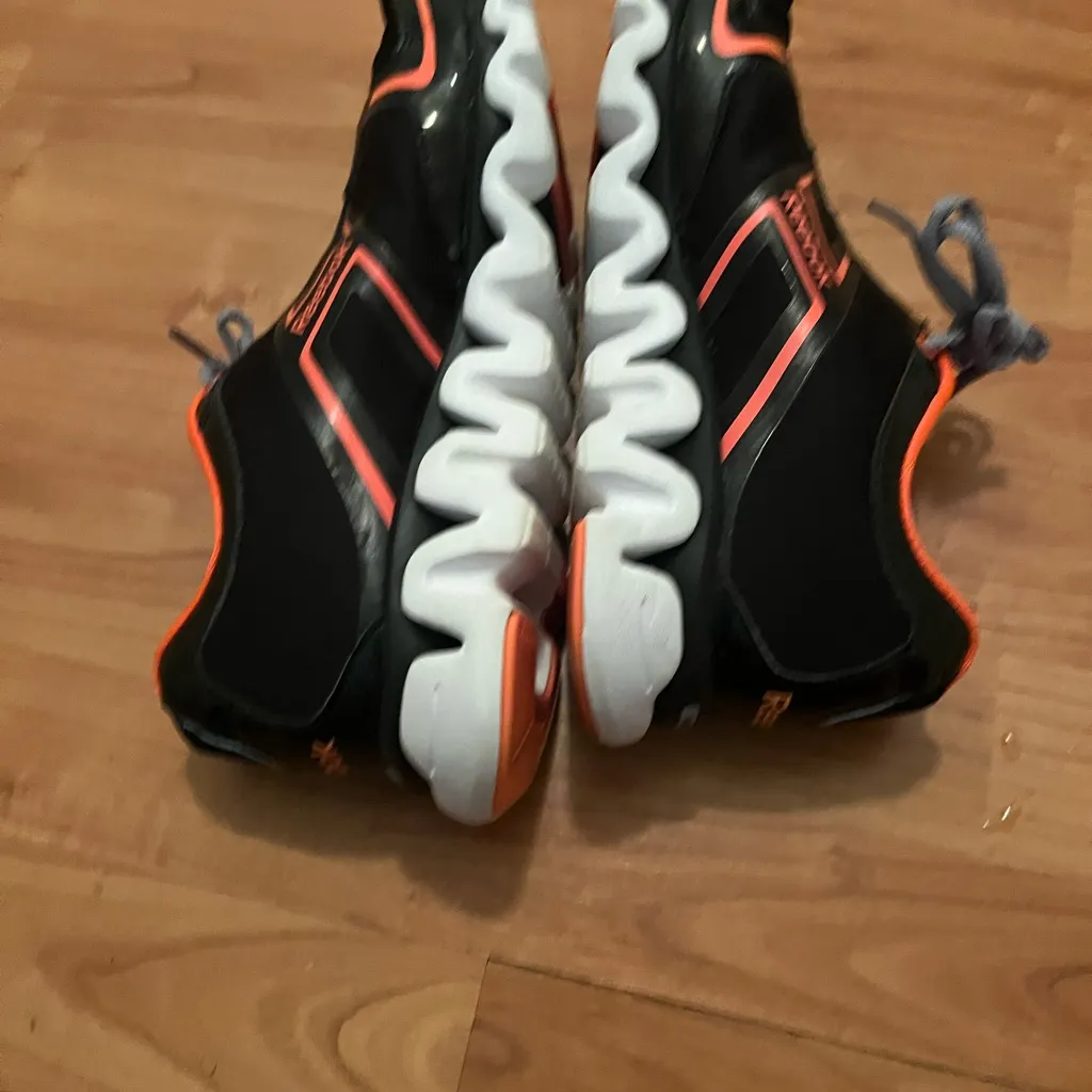 Reebok ZigLite Women's Shoes Lace Up Size 9 Athletic Sneakers Black Orange - Image 9