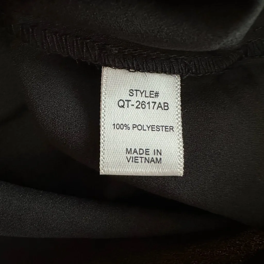 Zenana NWOT cuffed sleeve vneck babydoll black tunic length top sz XL 23” P2P - Image 10