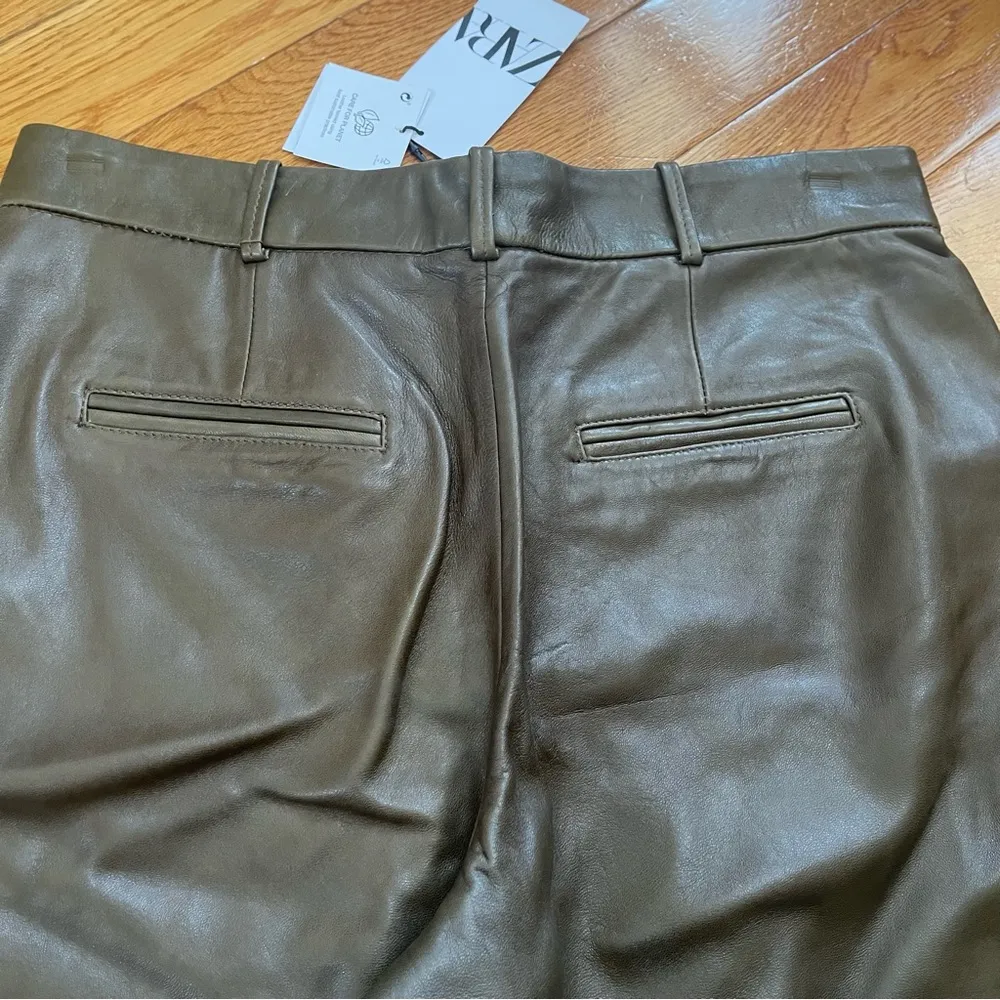 ZARA Genuine Leather Bermuda shorts Wide leg Culottes Pants Cropped Khaki Sz L - Image 14