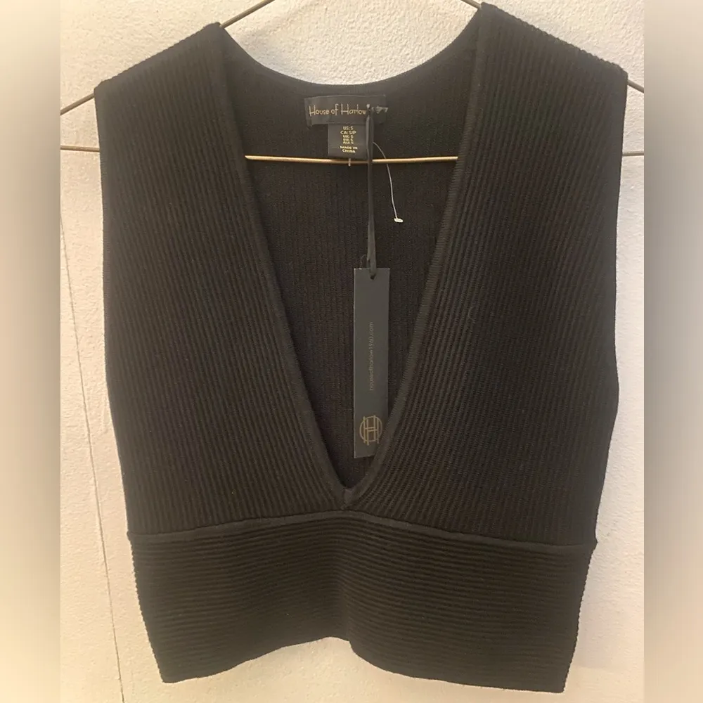 1960 Deep V-neck Compression Knit Top Small New - Image 3