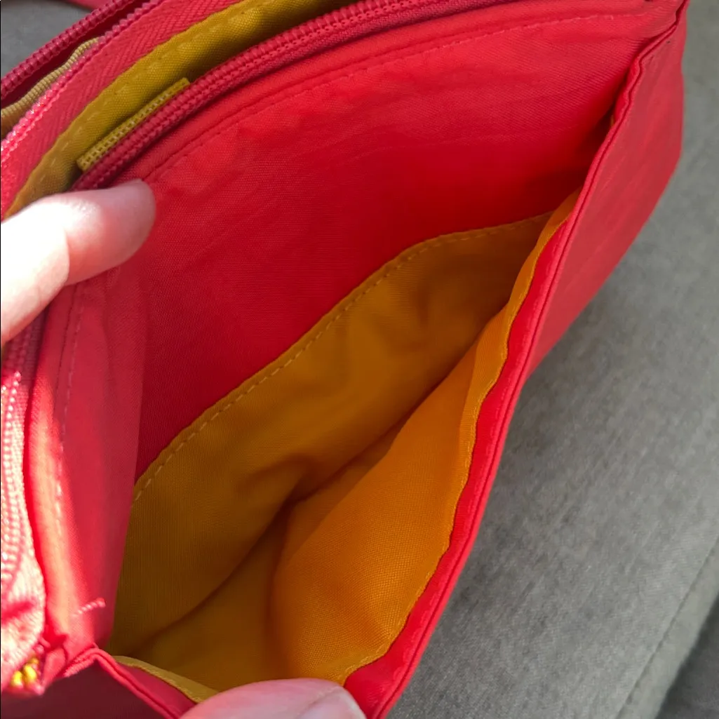 Baggallini coral color utility nylon crossbody bag wallet organizing tourist - Image 6