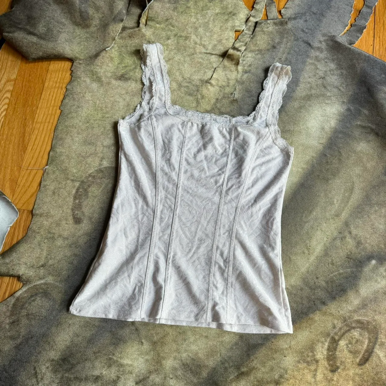 White House Black Market Ivory Corset Style Top - Image 4