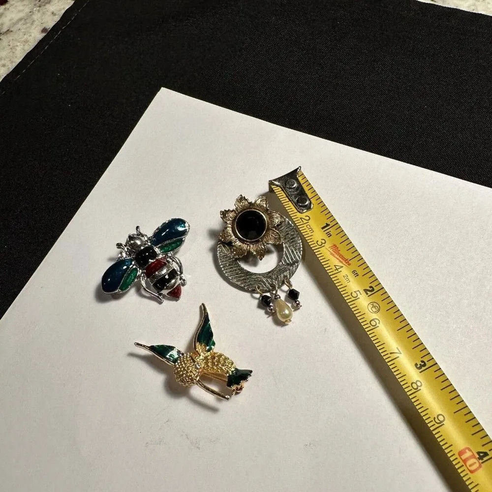 Lot Of 3 Rhinestone Brooch Pins Hummingbird Bird, Flower & Bug - Image 7