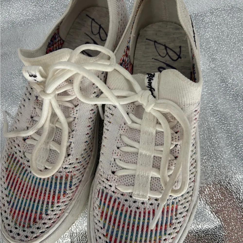 Blowfish Mesh Breathable Comfort Sneakers White Size 6.5 - Image 10