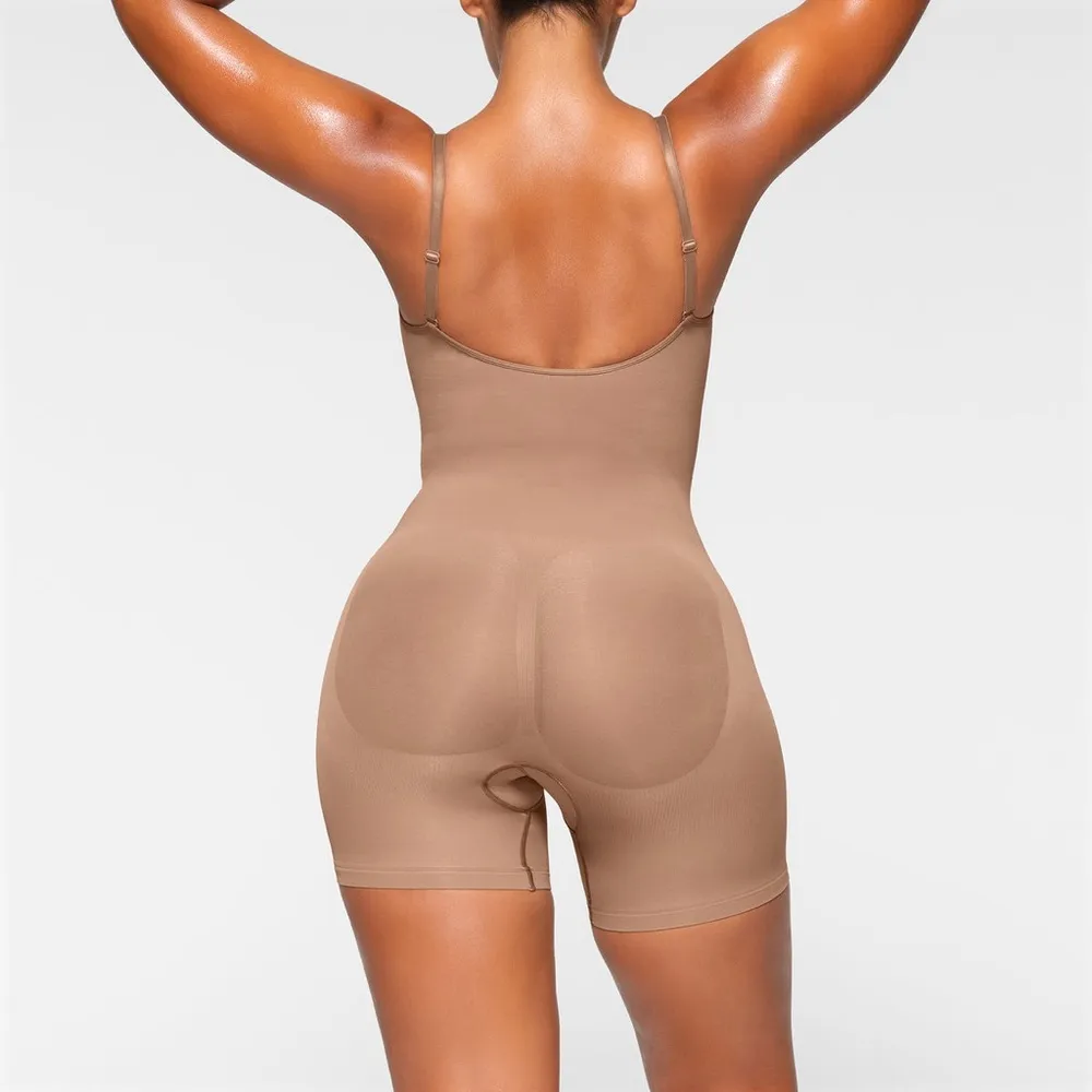 SKIMS Seamless Sculpt Mid Thigh Bodysuit in Sienna - Image 3