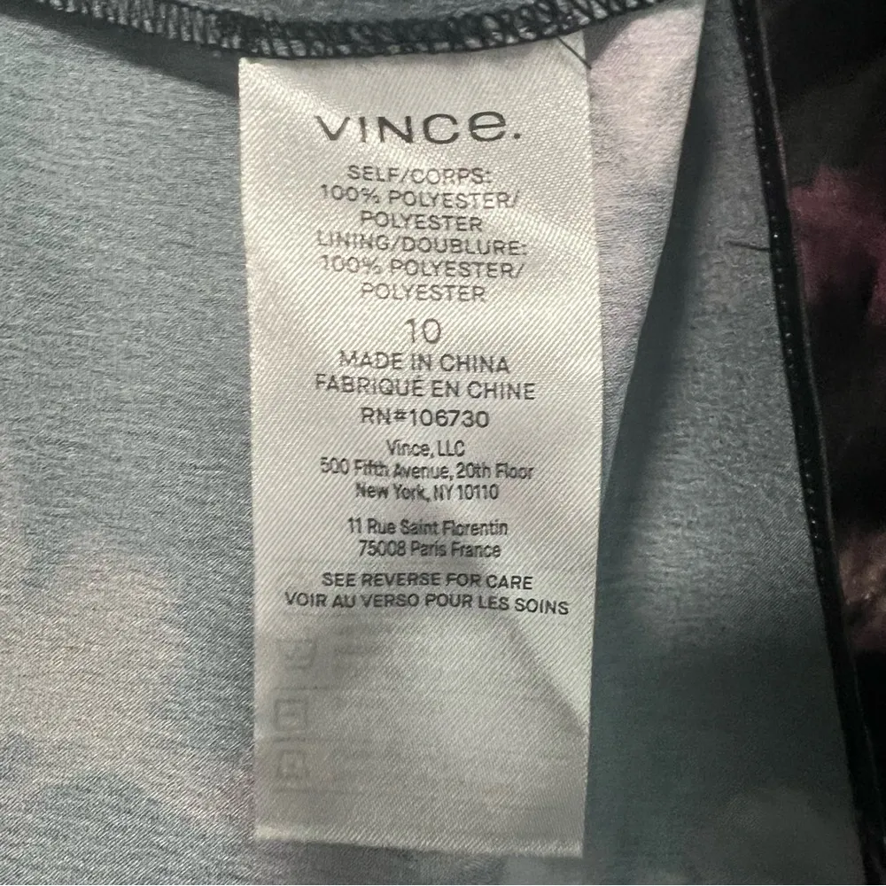 Vince Floral asymmetrical hem midi skirt in excellent pre Loved Condition - Image 5