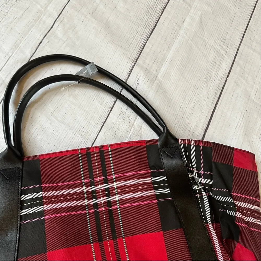 Victoria’s Secret Tote Bag Plaid Holiday Red Black Logo flowers - Image 7