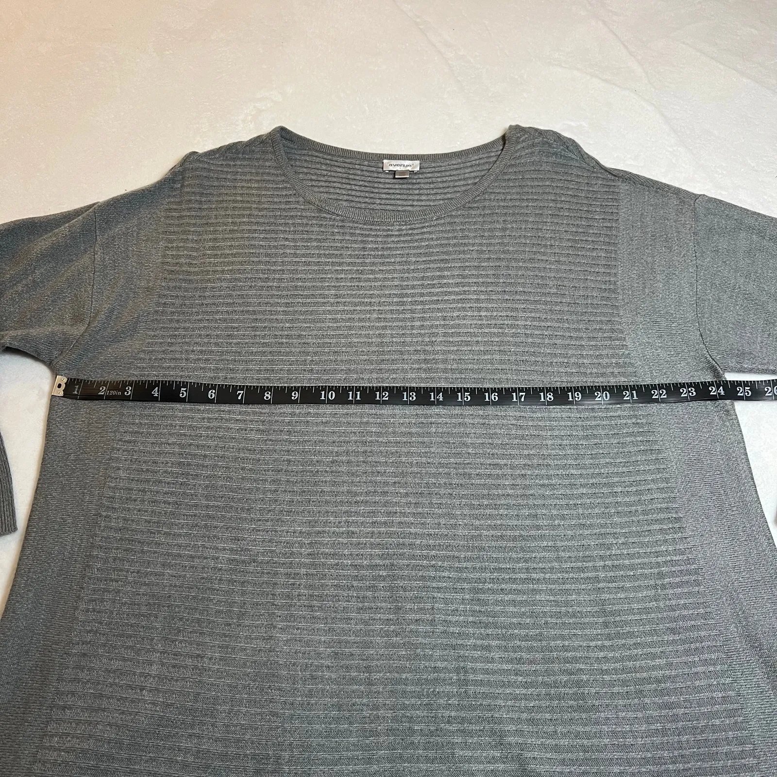 Avenue Crewneck Ribbed Knit Tunic Sweater Size 26/28 Lightweight Minimalist - Image 6