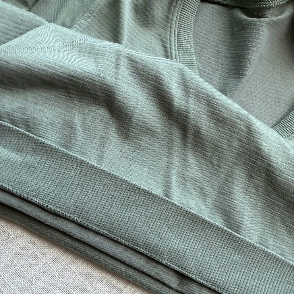 Lululemon Swiftly Tech Short Sleeve (Breeze) *Relaxed Fit Palm Court | Size 4 - Image 7