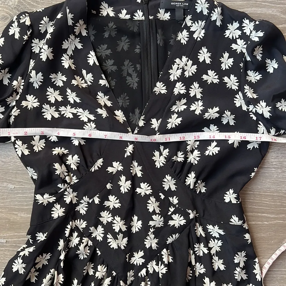 Derek Lam silk Floral Print V-Neck Long Sleeve Mini Dress Size 4 - Image 13