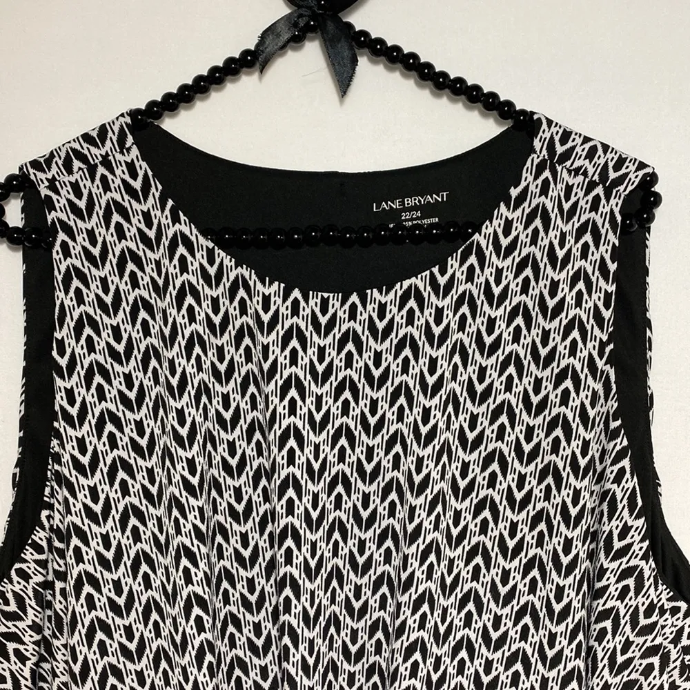 Lane Bryant womens white and black top - Image 2