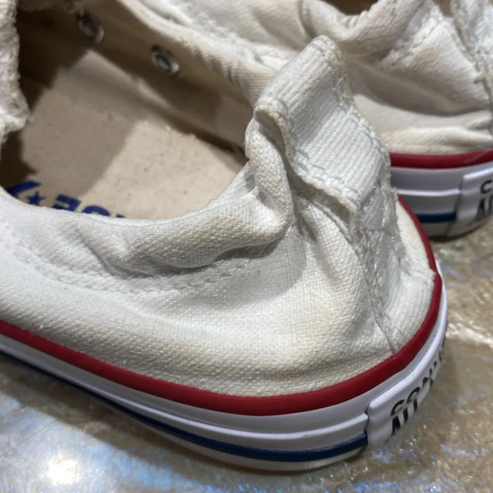 Converse All Star Low Tops Lace Up White Shoes Women’s 7 - Image 8