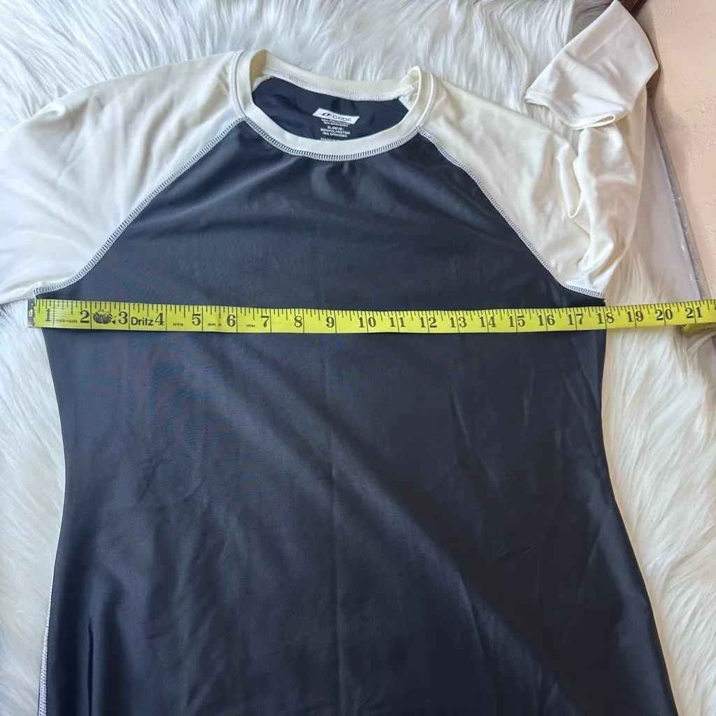 Oxide Long Sleeve Rash Guard Size Medium Black - Image 5