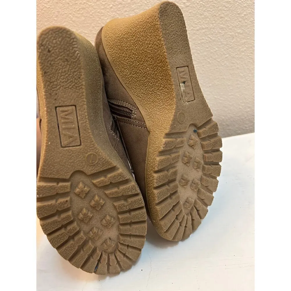 Mia‎ Baylie wedge booties size 7 - Image 7