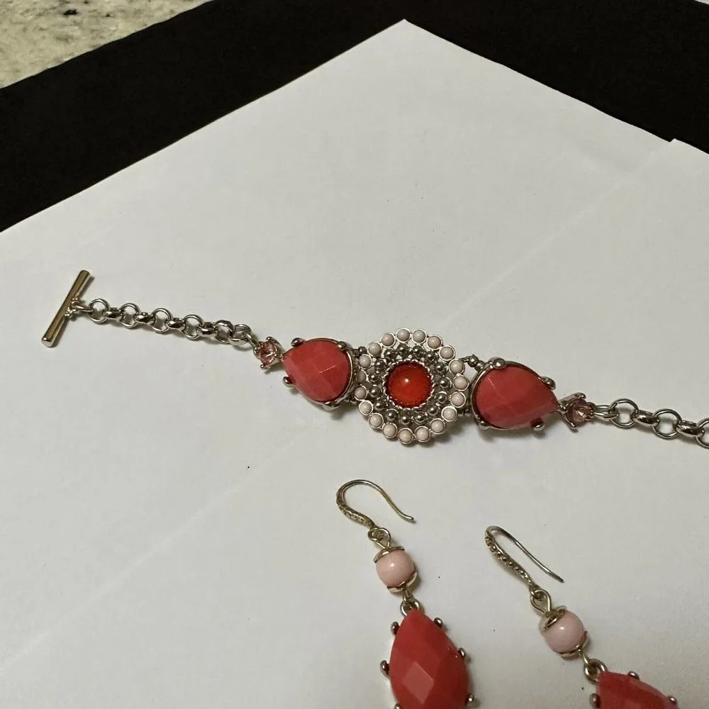 White House Black Market Set - Gold Tone Salmon Bracelet / Pierced Earrings - Image 6