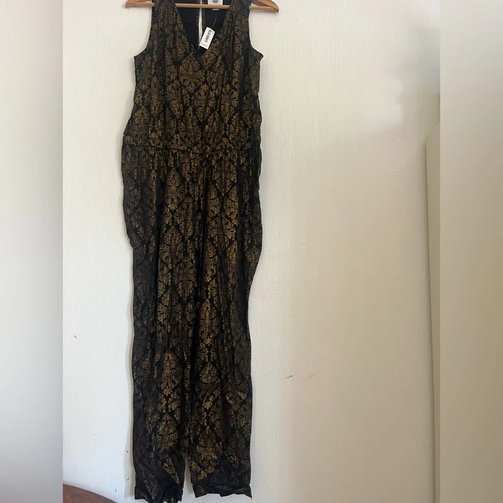 Old Navy Black and Gold Maxi Dress Size M - $36 New With Tags - From  Natividad