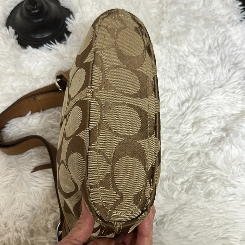 Coach F13359 Tan Leather Cloth Signature-C Shoulder Handbag - Image 8