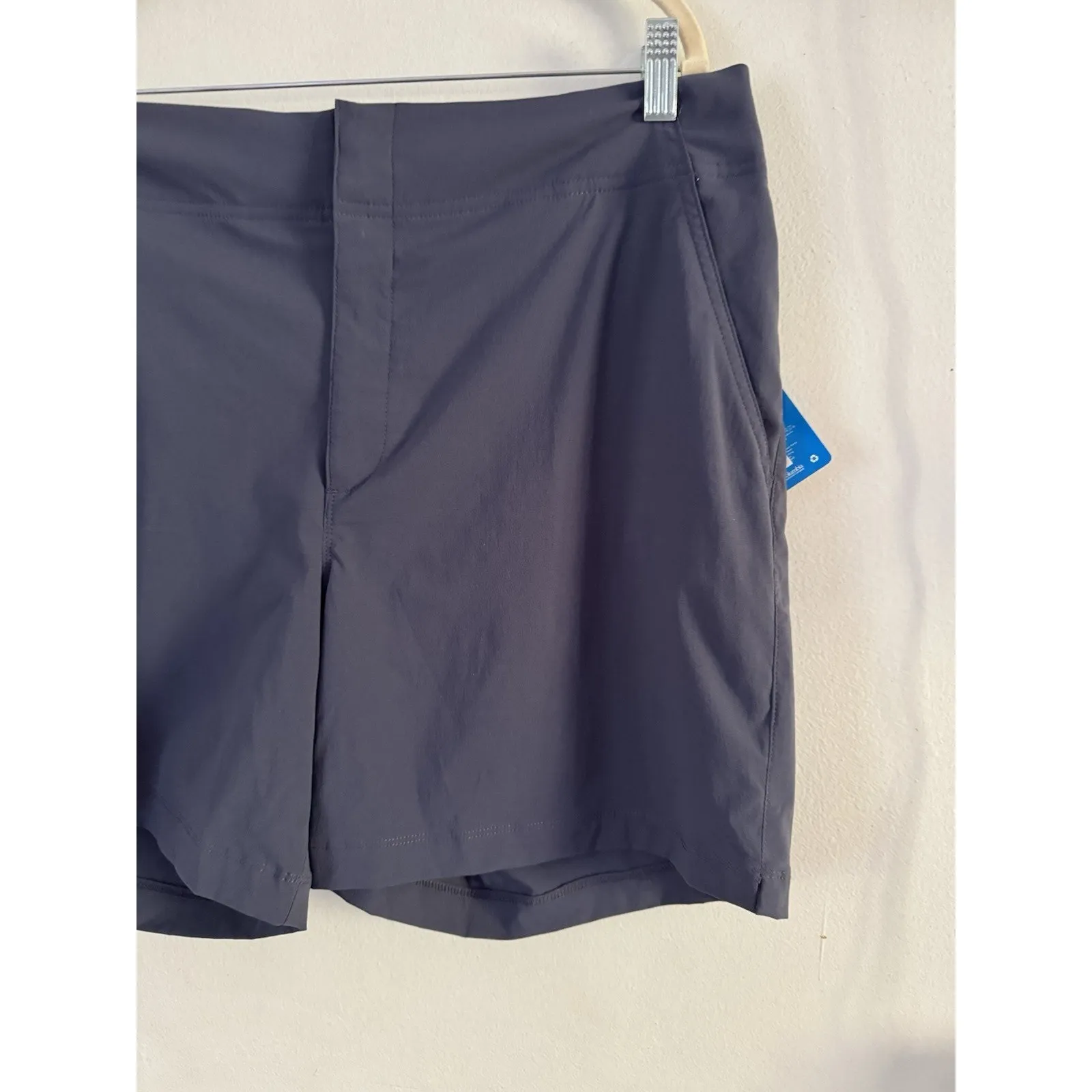 NWT Columbia Omni Shade Blue Regular Fit Women’s Shorts Size 16 UPF 50 - Image 3