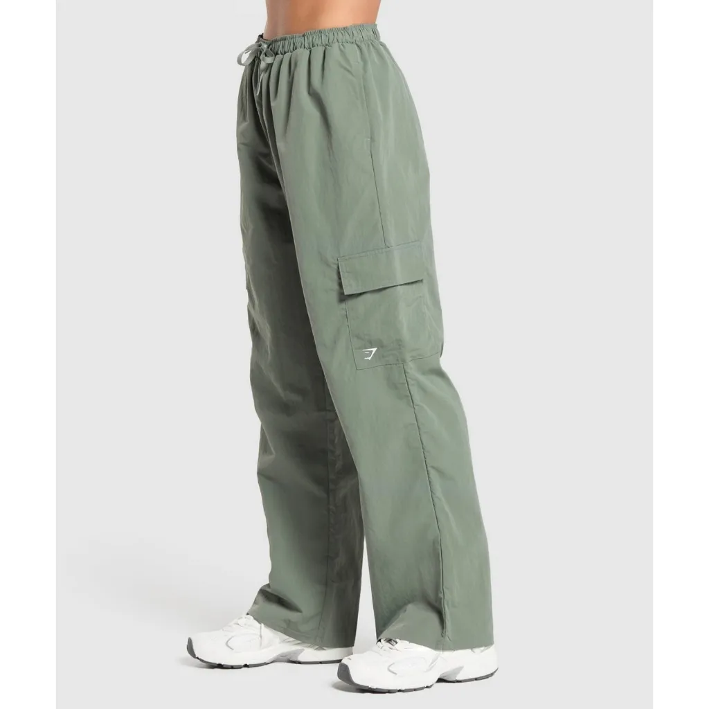 Gym Shark Cargo Woven Pants Size Medium - Image 4