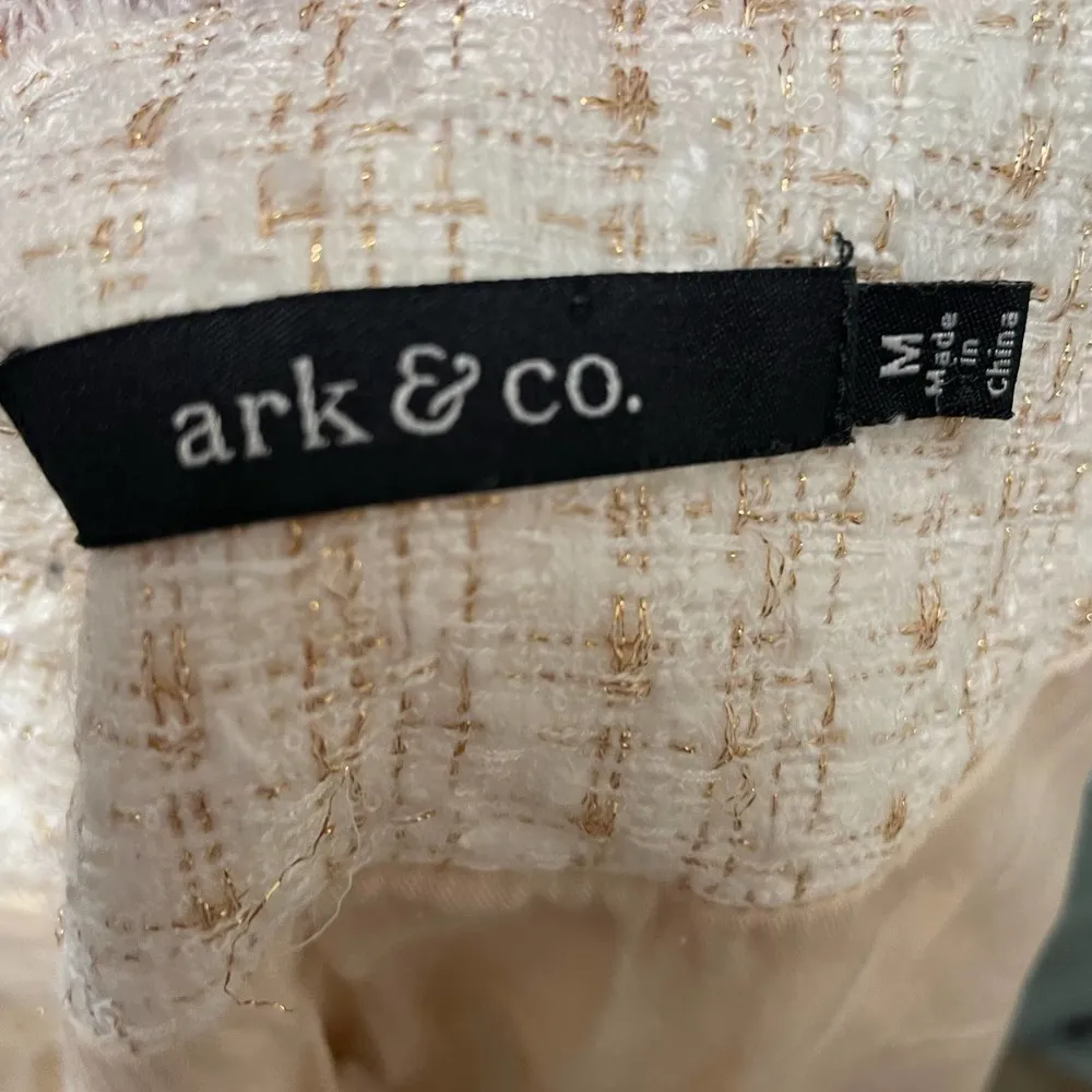 Ark & Co tweed jacket top size M zip up faux leather accents - Image 2