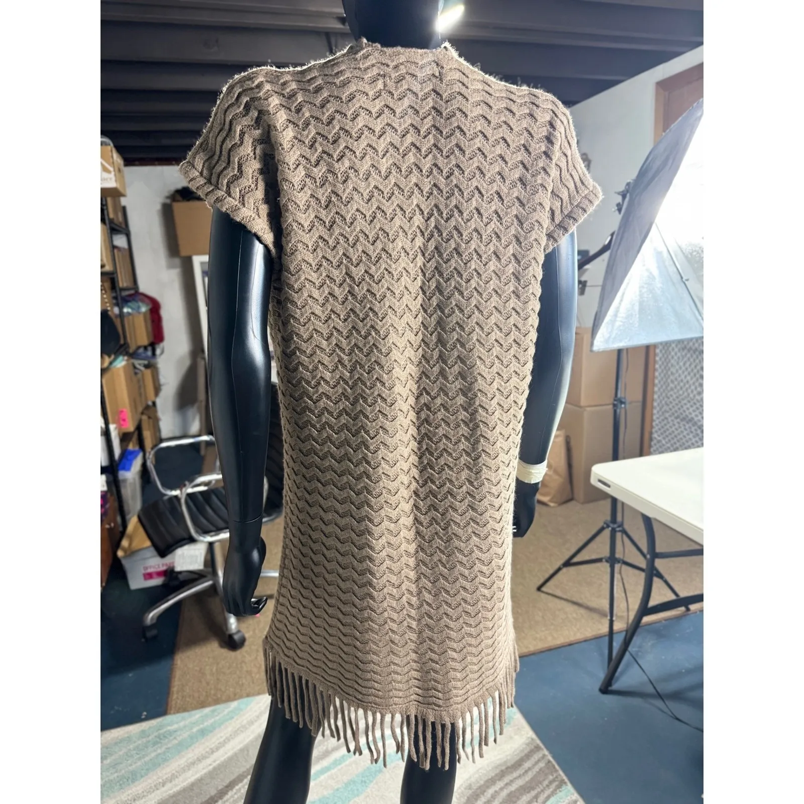 Charlotte Daniel Sleeveless Duster Cardigan Fringe Tan Knit Sweater Vest Size 8 - Image 2