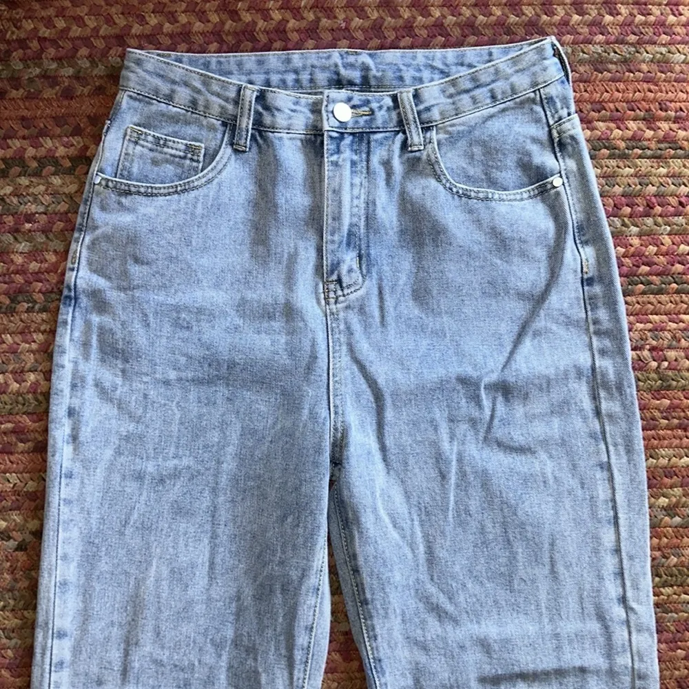 ANGEL POCKET LIGHT WASH STRAIGHT JEANS - Image 5