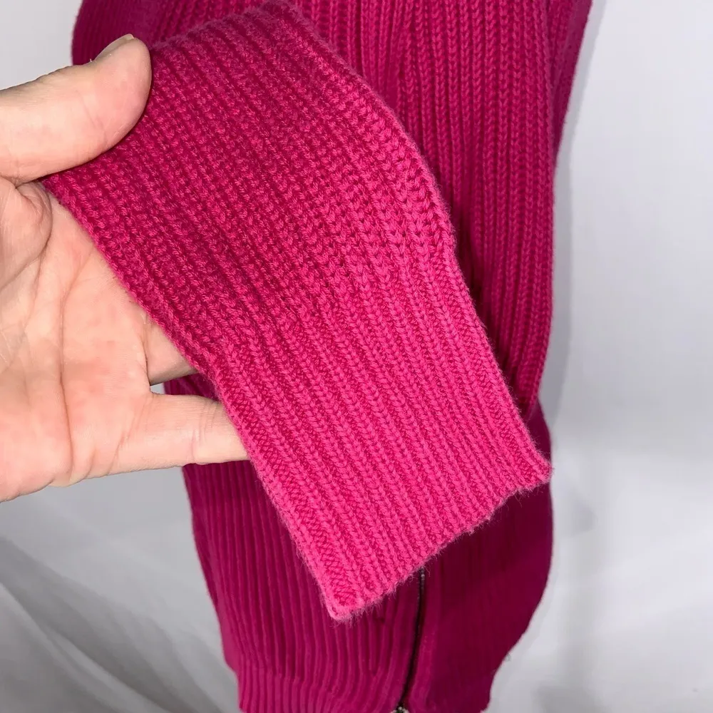Pink Ribbed Pullover Crew Neck Zipper Detail On Side Sweater S - Image 5