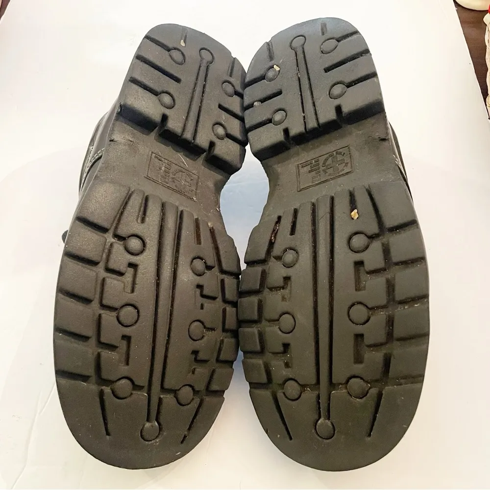 Dr. Martens Womens Size 10 US 4-Eyelet Oxford Black Leather Model 8C48 - Image 9