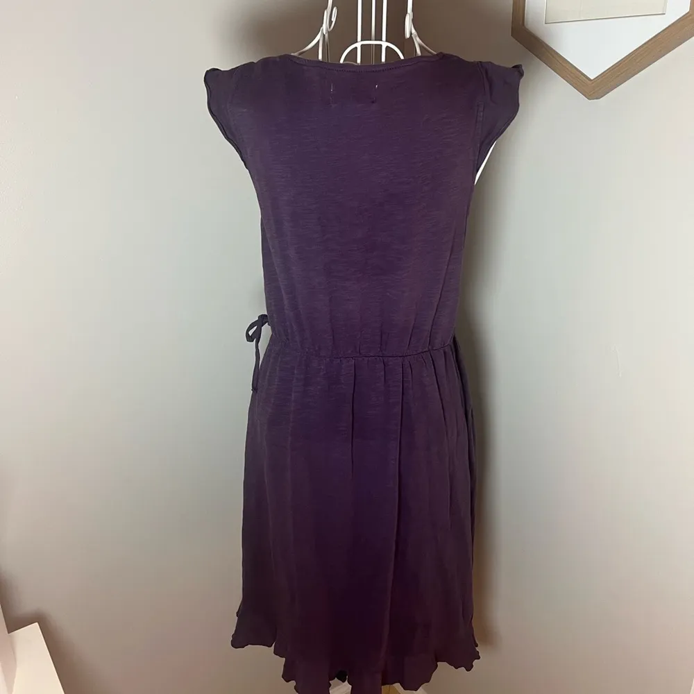 PACT Easy Wrap Ruffle Organic Cotton Purple Size M Fit And Flare Cap Sleeve - Image 3