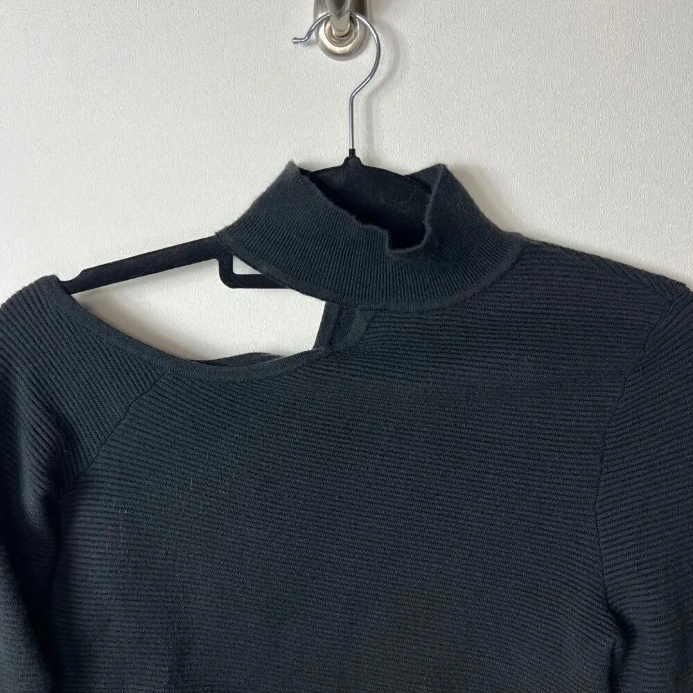 Abercrombie & fitch soft‎ collection open shoulder sweater women’s size XS - Image 2