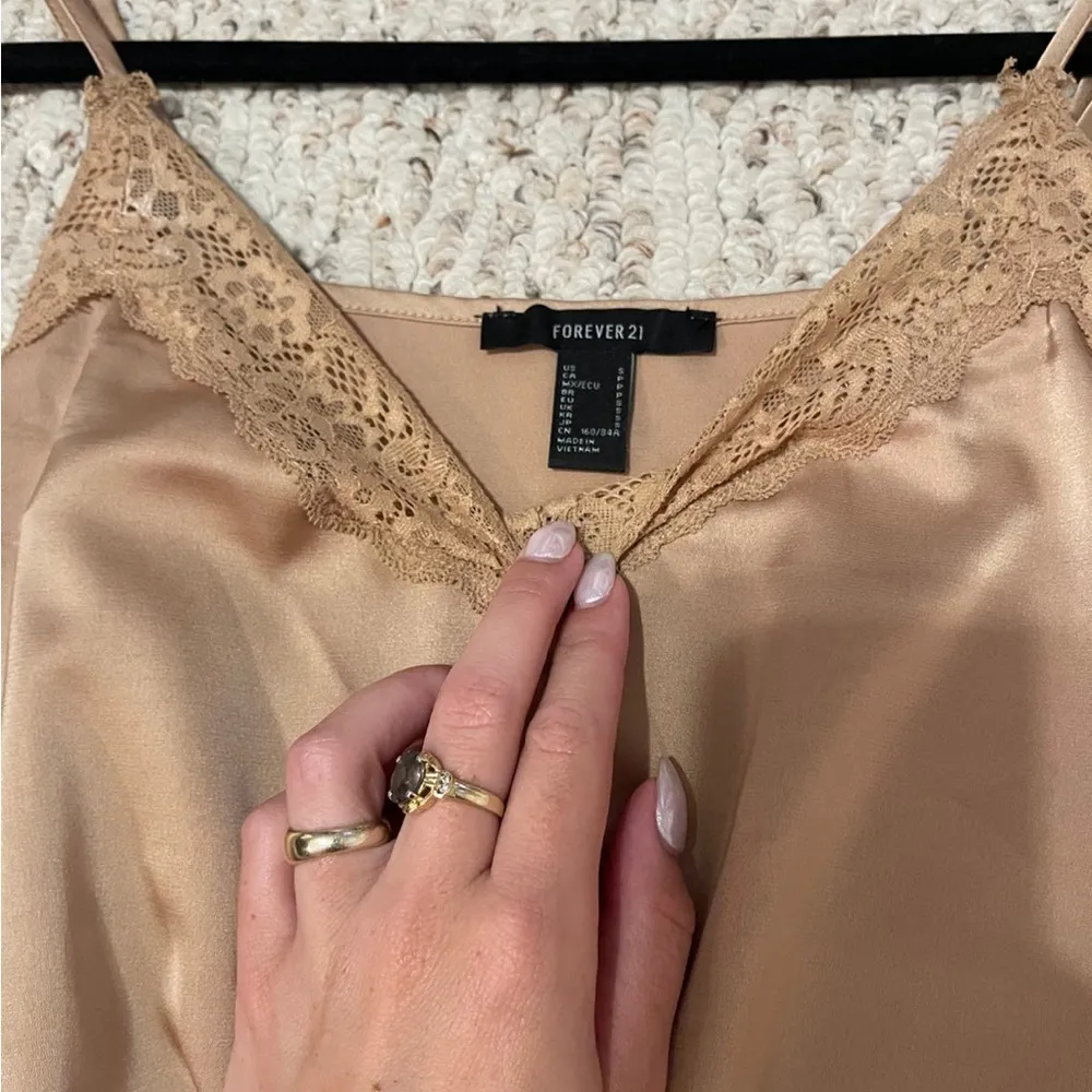 Lace tank top - Image 3