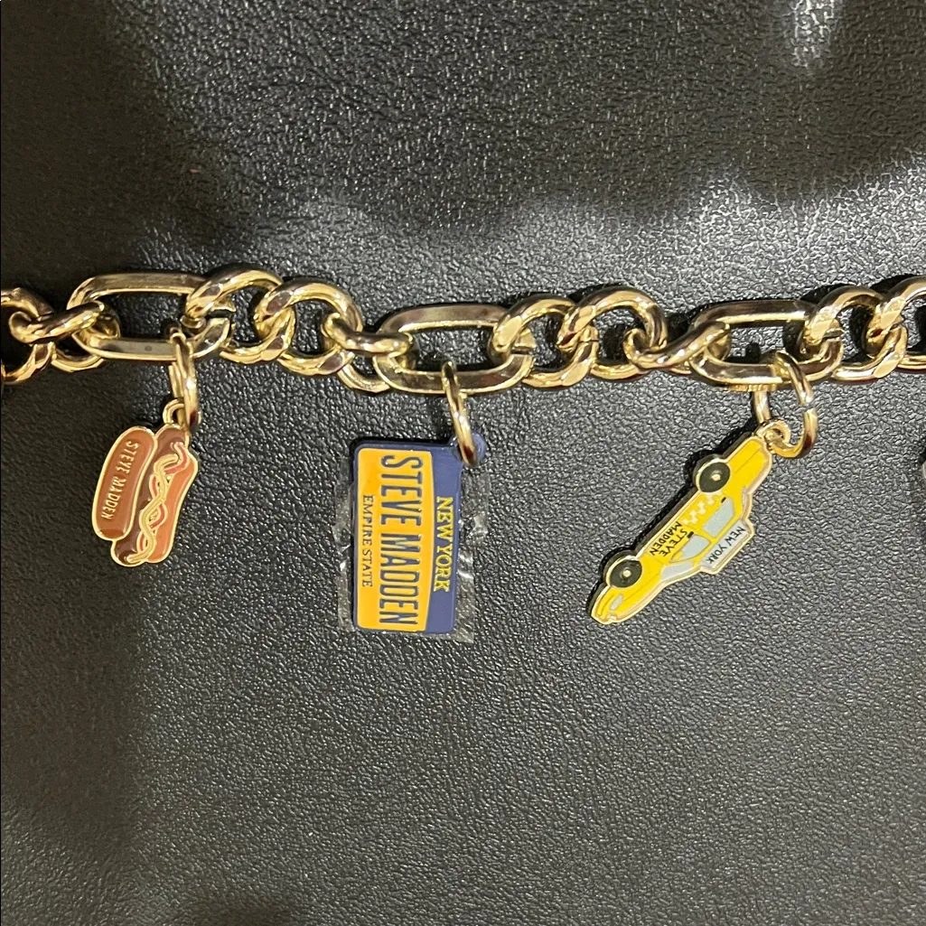 Steve Madden | “Chevy Red” Quilted Satchel w/ Crossbody and Bag Charms - Image 4