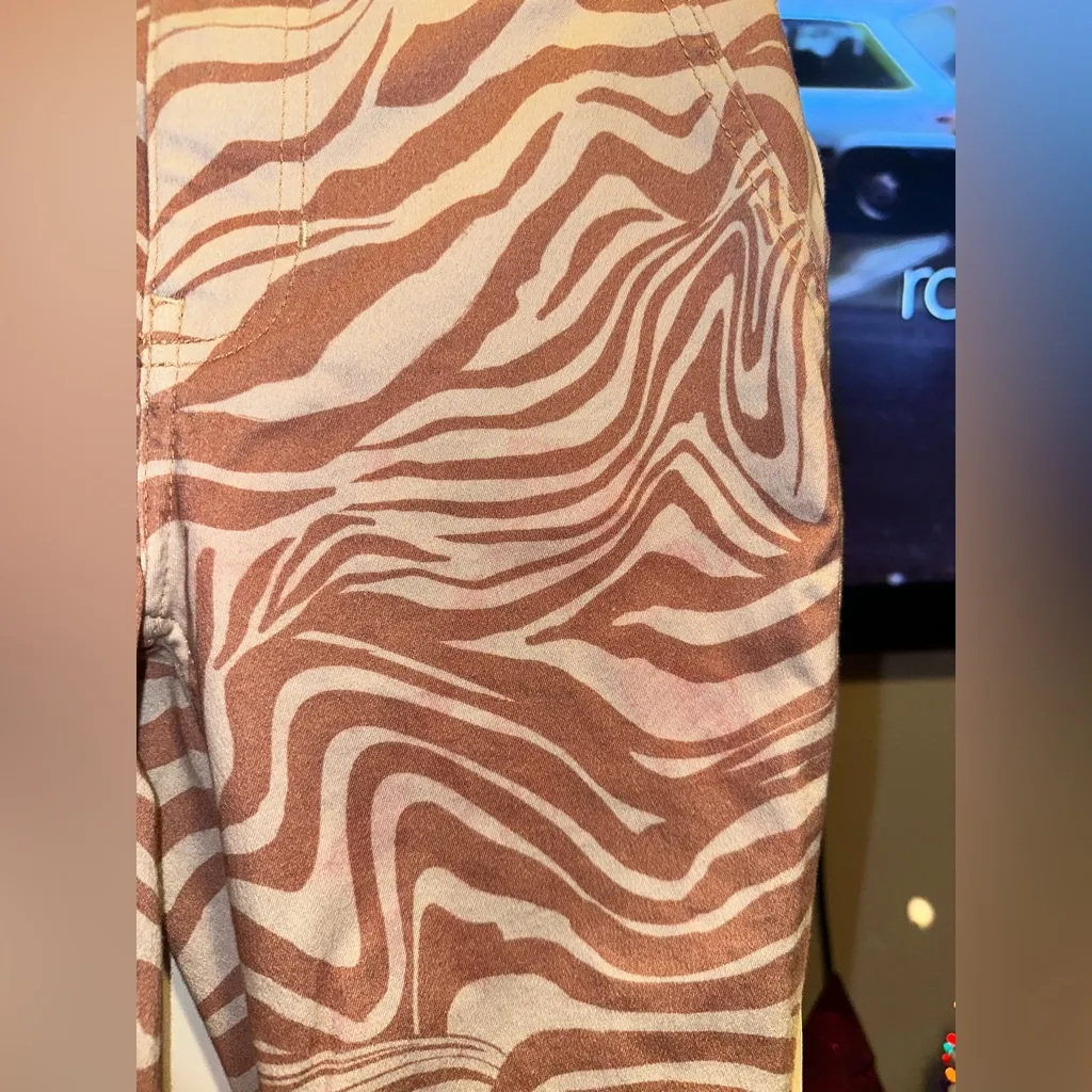 FREE PEOPLE We The Free Level Up Slit Slim Flare Printed Jeans In Marble Zebra - Image 11