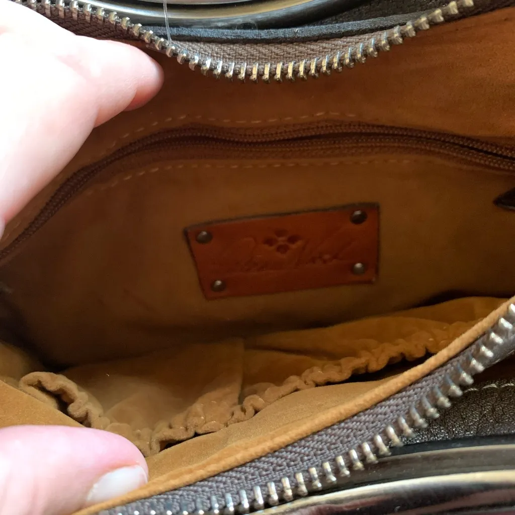 Patricia Nash Like New Metallic Shoulder Bag Women’s Purse Aria Distressed Tote - Image 6