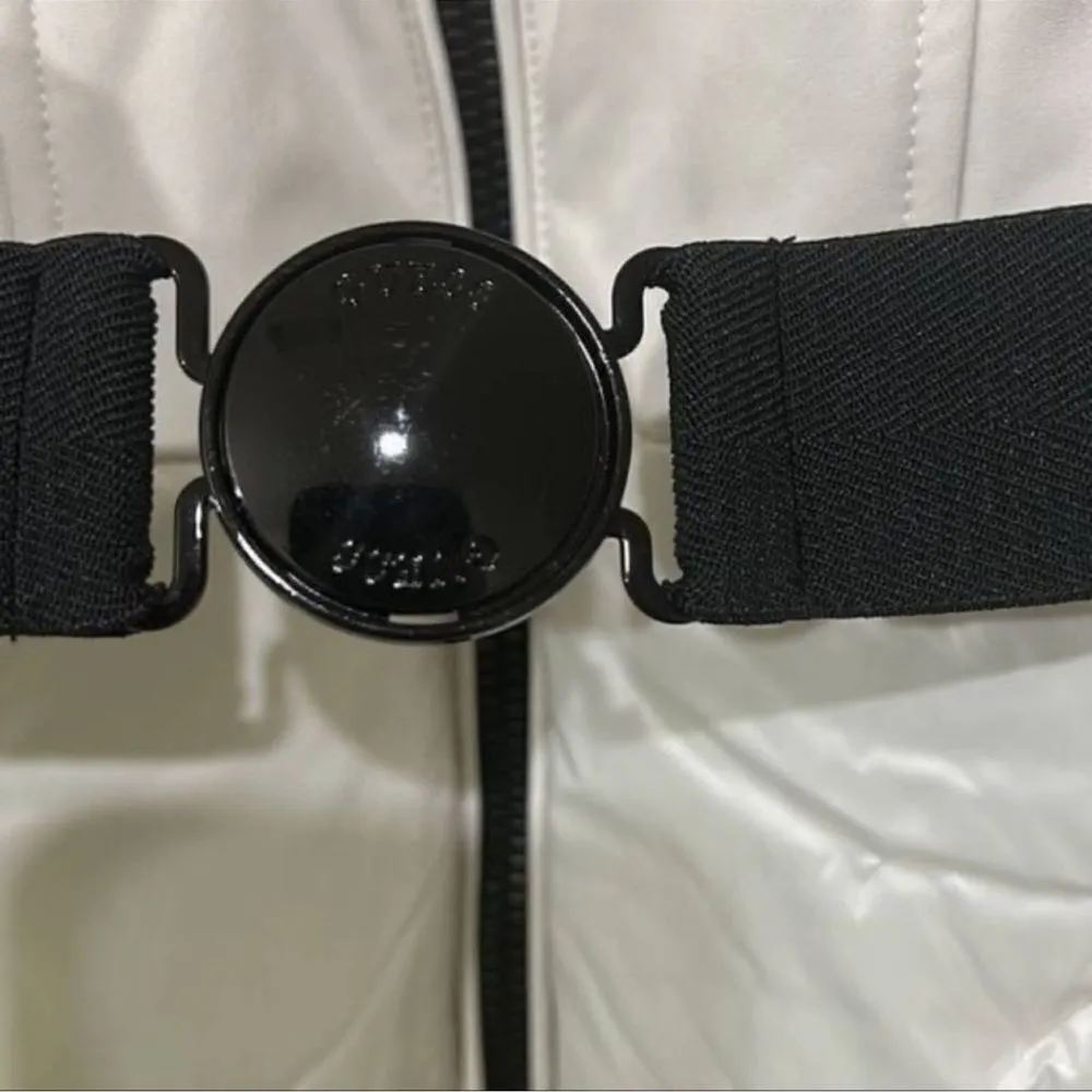 Guess White Lightweight Puffer Belted
Jacket(Size Small) - Image 6