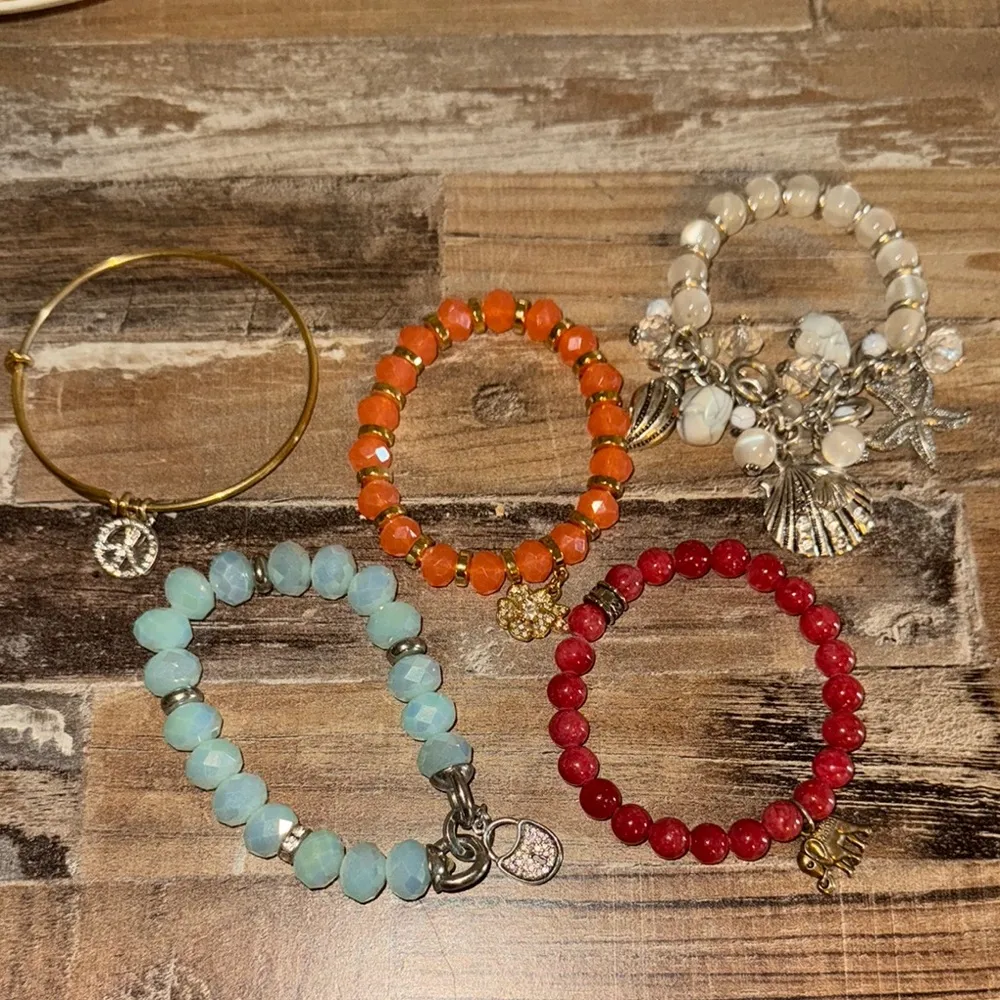 Elegant Multi - Image 2