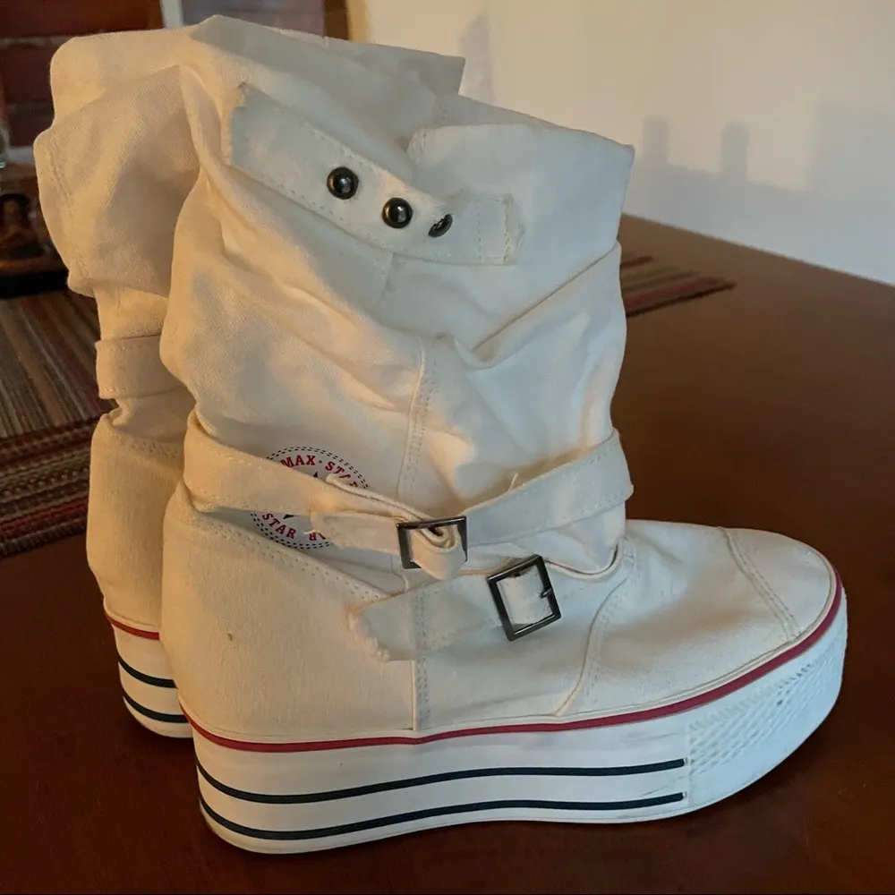 Max Star platform booties Size 6 - Image 6