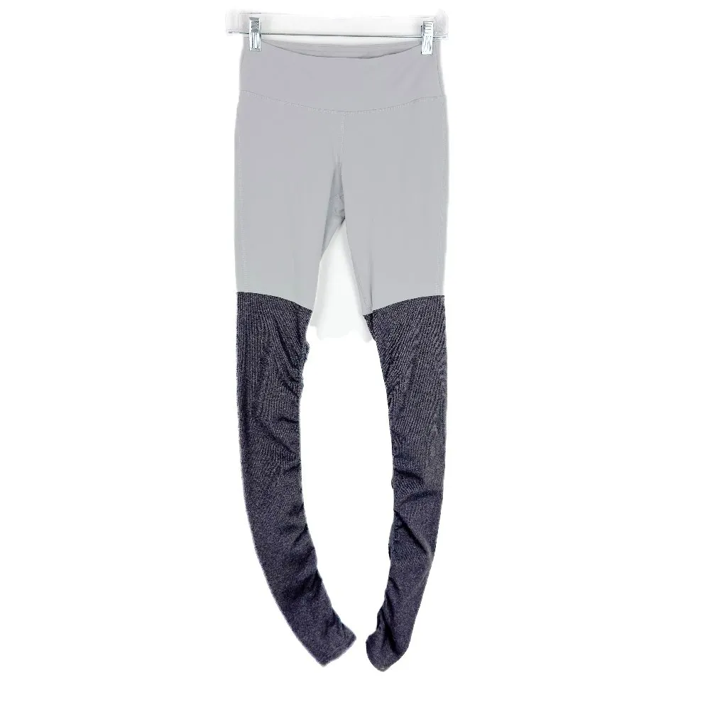 Alo Yoga Goddess Leggings in Alloy/Stormy Heather Gray Ribbed Size XS EUC - Image 2