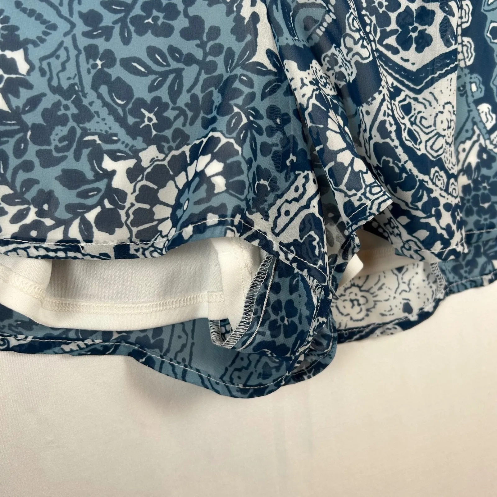 Show Me Your Mumu Blue Paisley Print Bailey Back Tie Romper Long Sleeve XS - Image 11