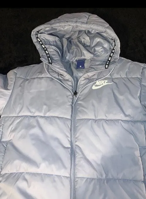 Nike Puffer Coat - Image 9