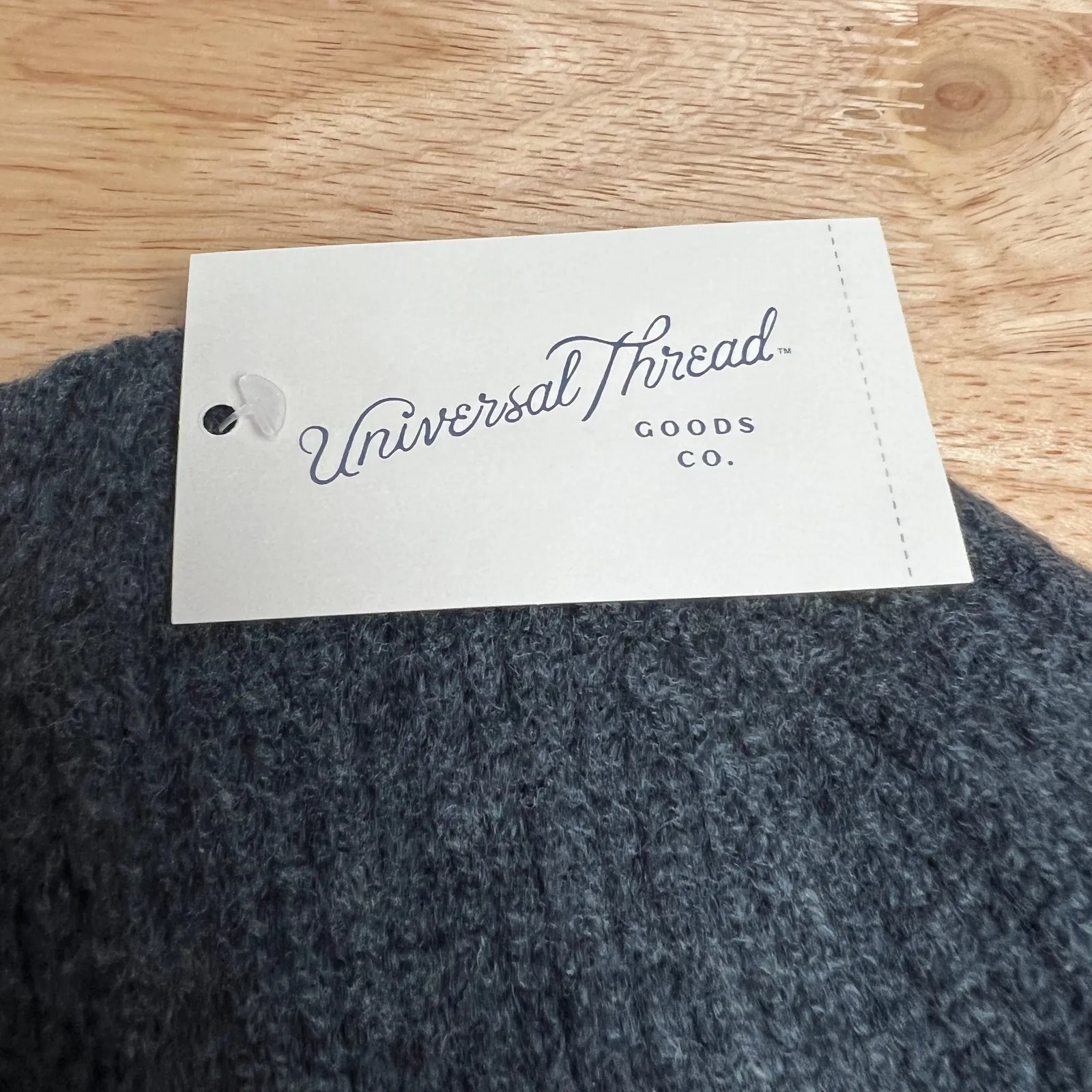 Universal Thread Women's Dark Charcoal Gray Wide Ribbed Winter Hat - NWT - Image 5