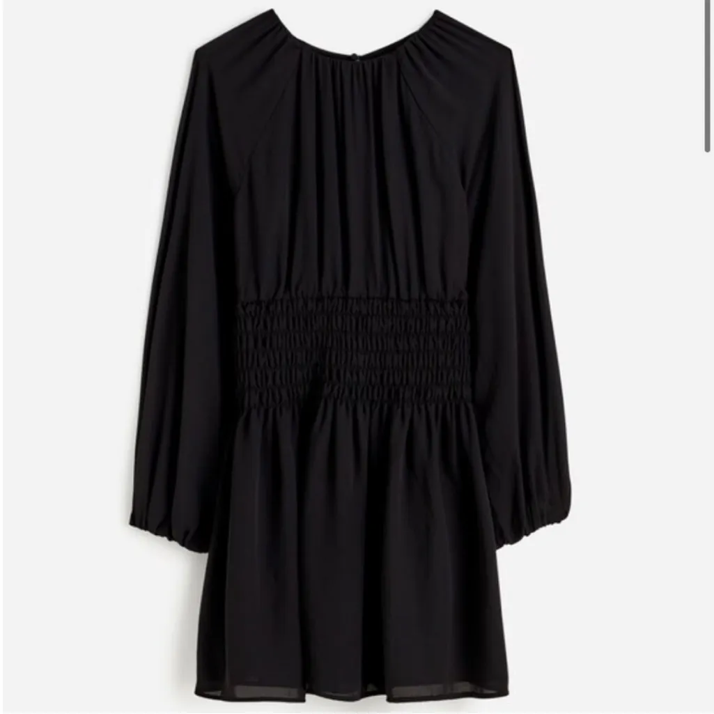 NWT Madewell Smocked Waist Bubble Sleeve Chiffon Dress Black Sz. XS Rtl. $148.00 - Image 2