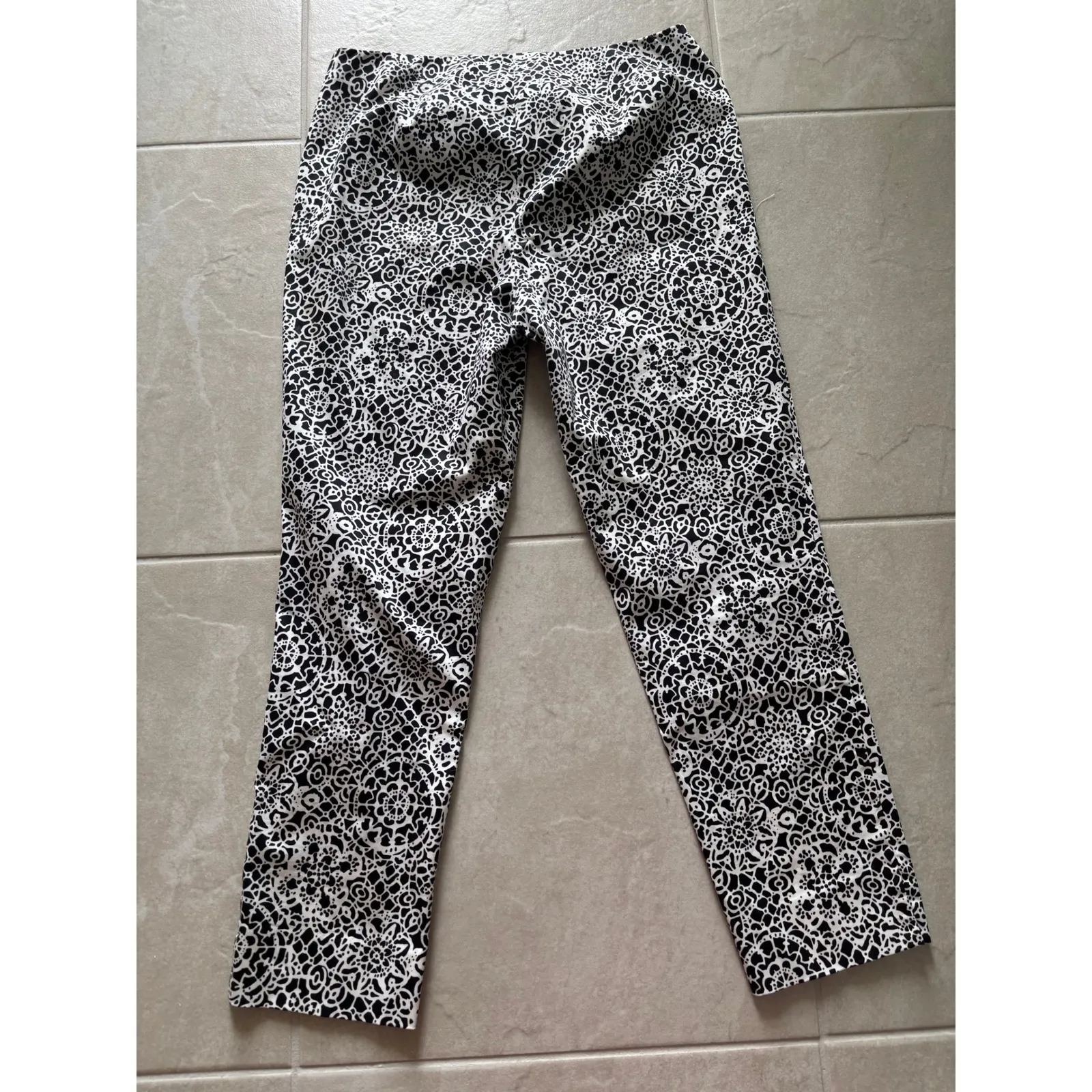 Lafayette 148 Stanton Pants Womens 6 Black White Cotton Blend Ankle Career‎ - Image 4