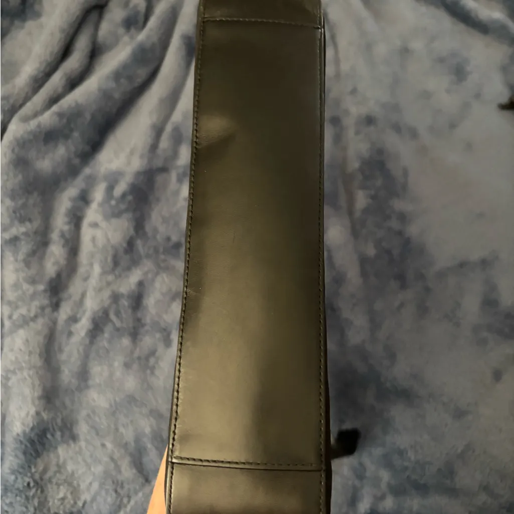 Salvatore Ferragamo Black Shoulder Bag - Image 3